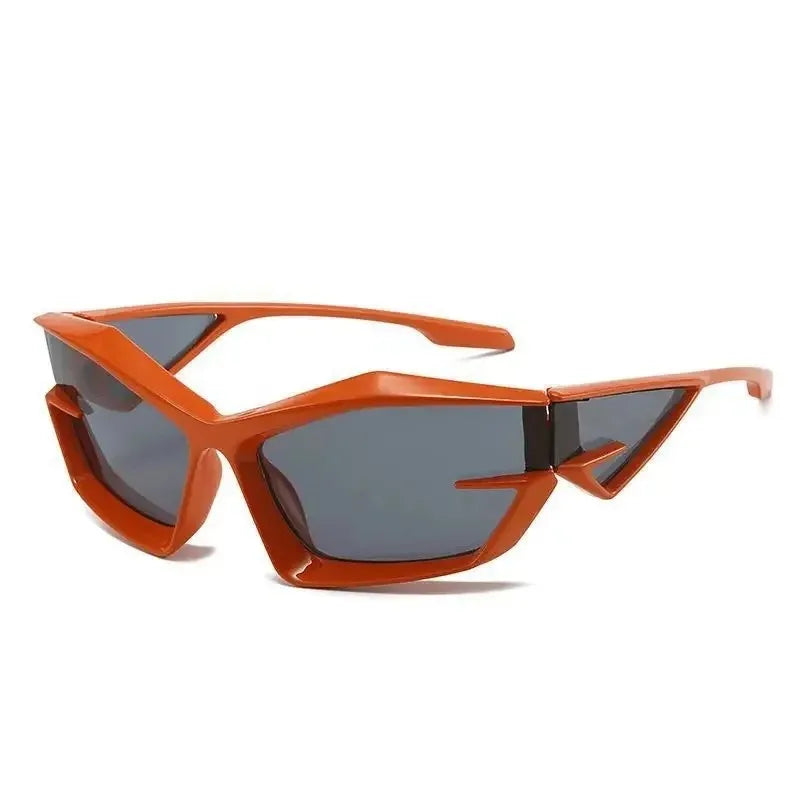 Cyberpunk Style Sunglasses Trendy Hip Hop UV400 Protection Sunglasses Fashionable Eyewear for Men And Women