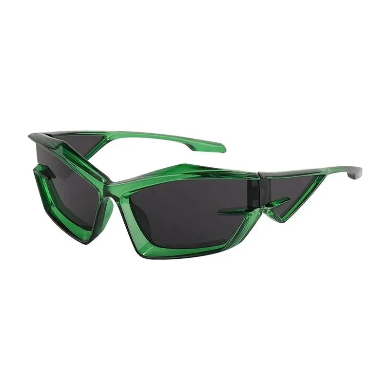 Cyberpunk Style Sunglasses Trendy Hip Hop UV400 Protection Sunglasses Fashionable Eyewear for Men And Women